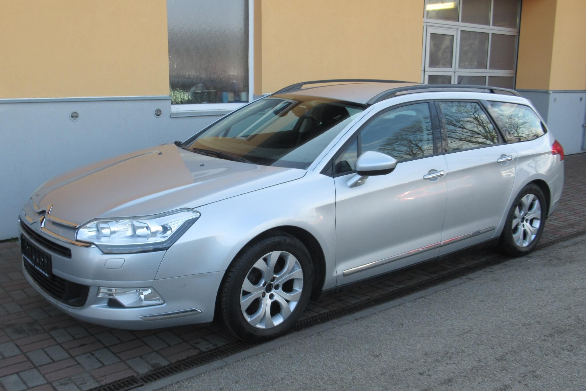 Citroën C5, 2.0 HDi  AUT. KLIMA TAŽNÉ - fotka 4
