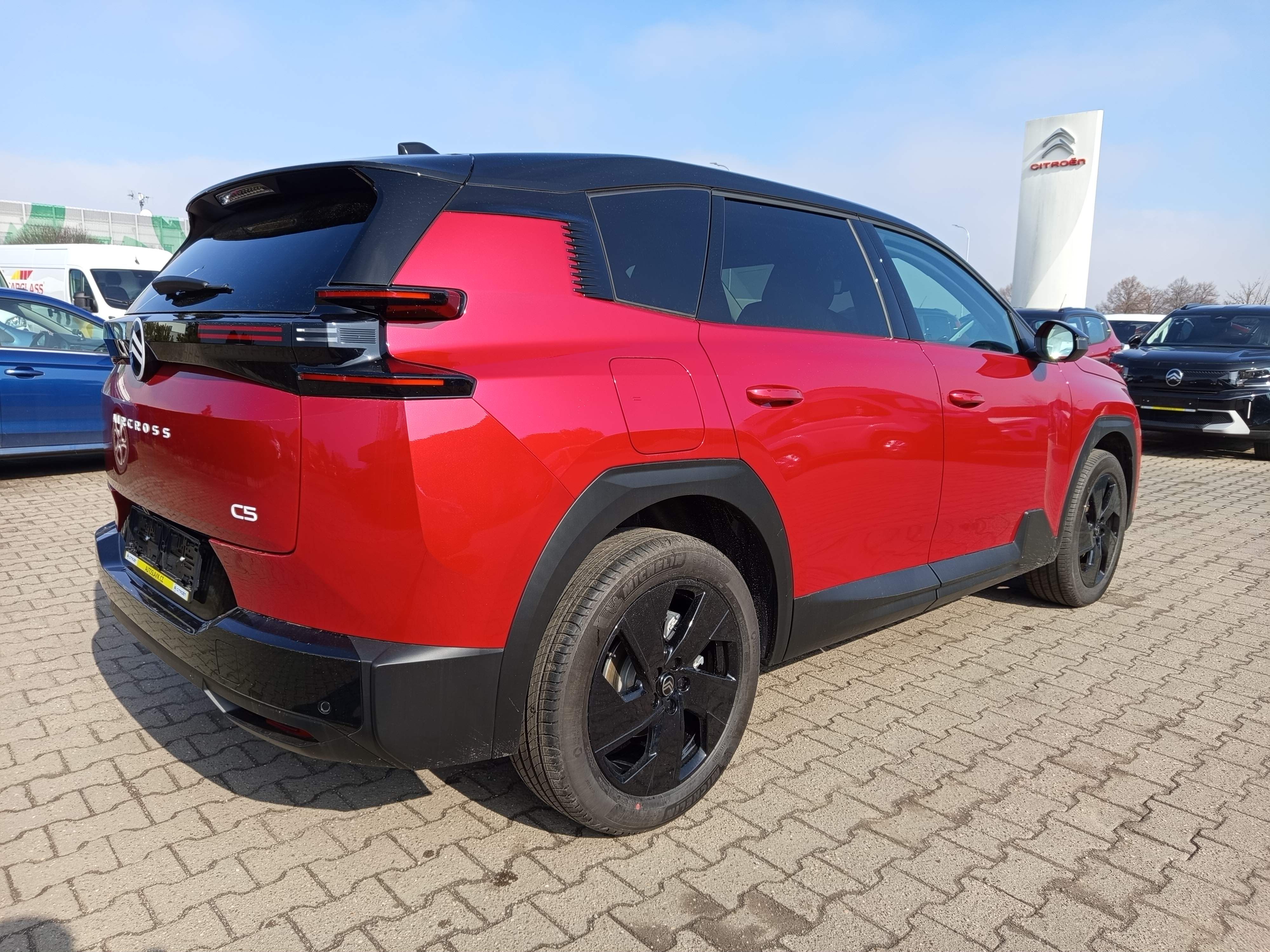 Citroën C5 Aircross, Plus Hybrid 145 Automatic - fotka 4