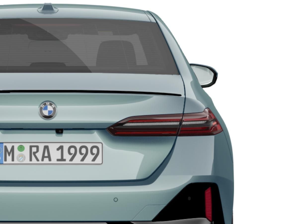 BMW Řada 5, 540d xDrive Sedan - fotka 5