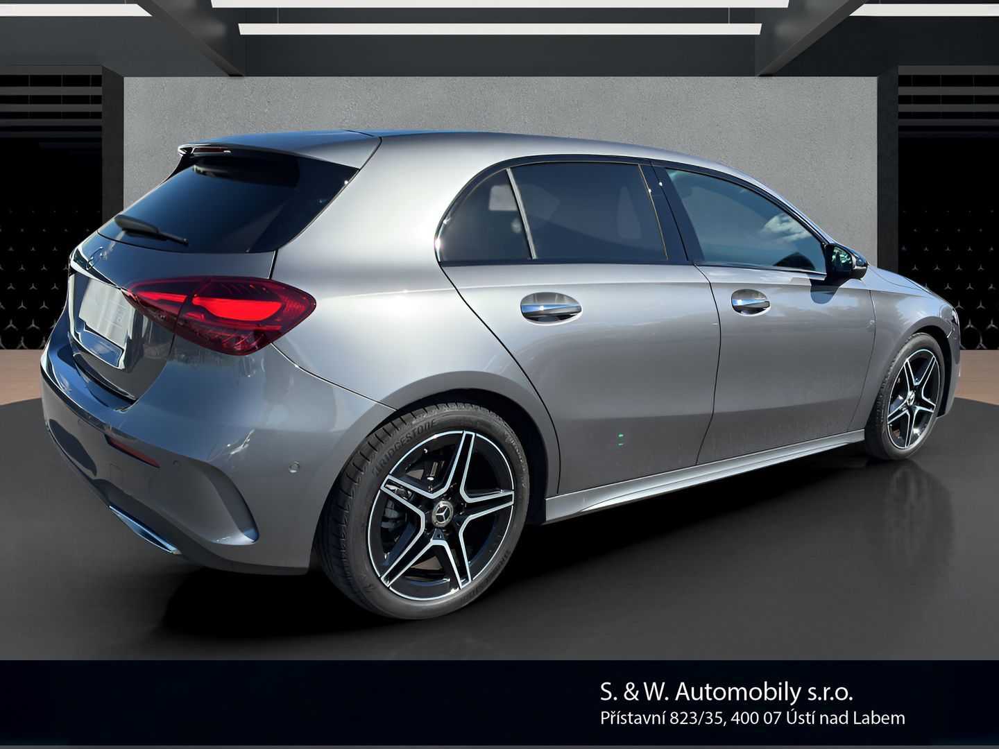 Mercedes-Benz Třídy A, A 200 d - fotka 5