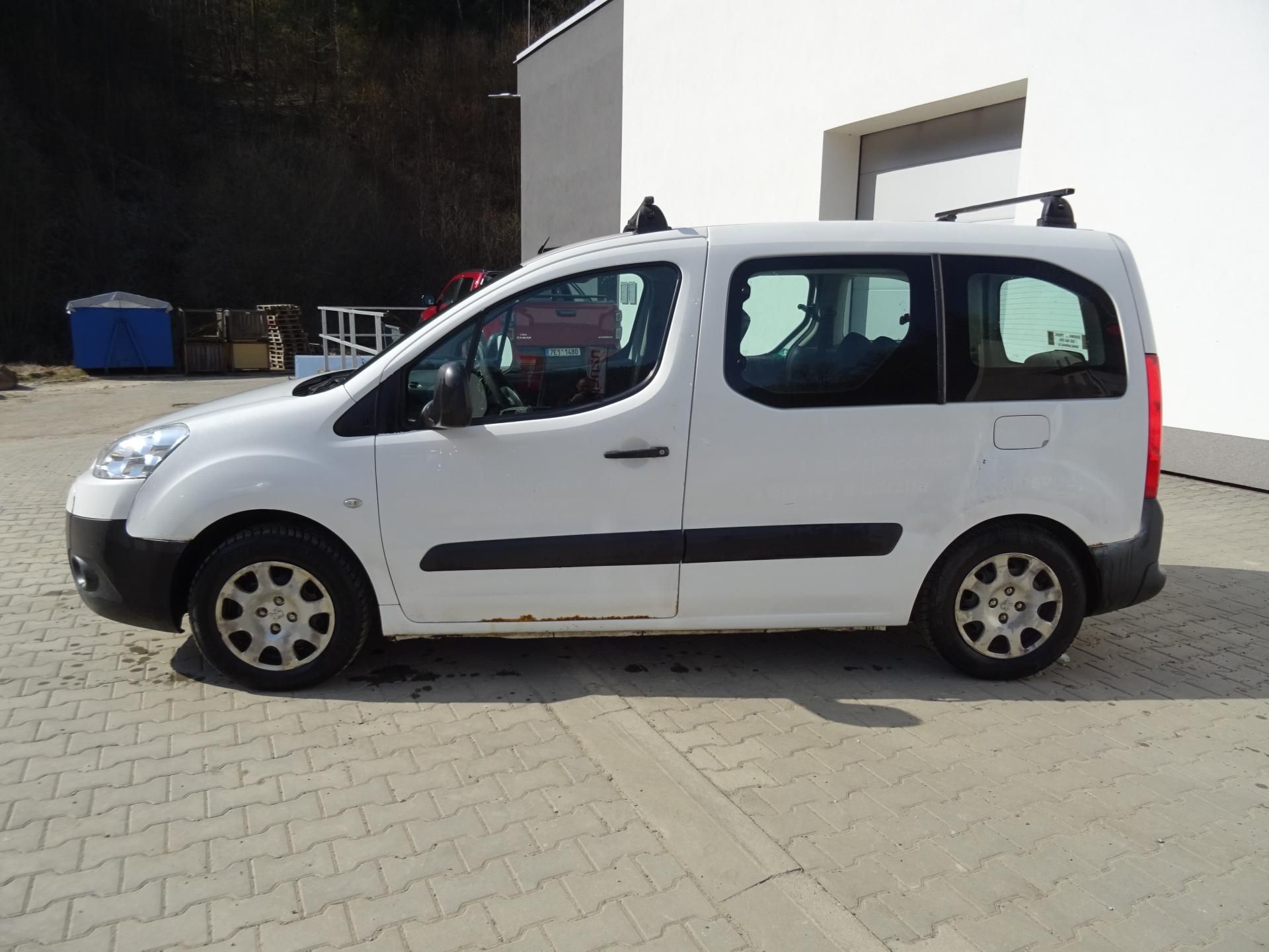 Peugeot Partner Tepee, 1,6 HDi 74k MAN6 - fotka 6