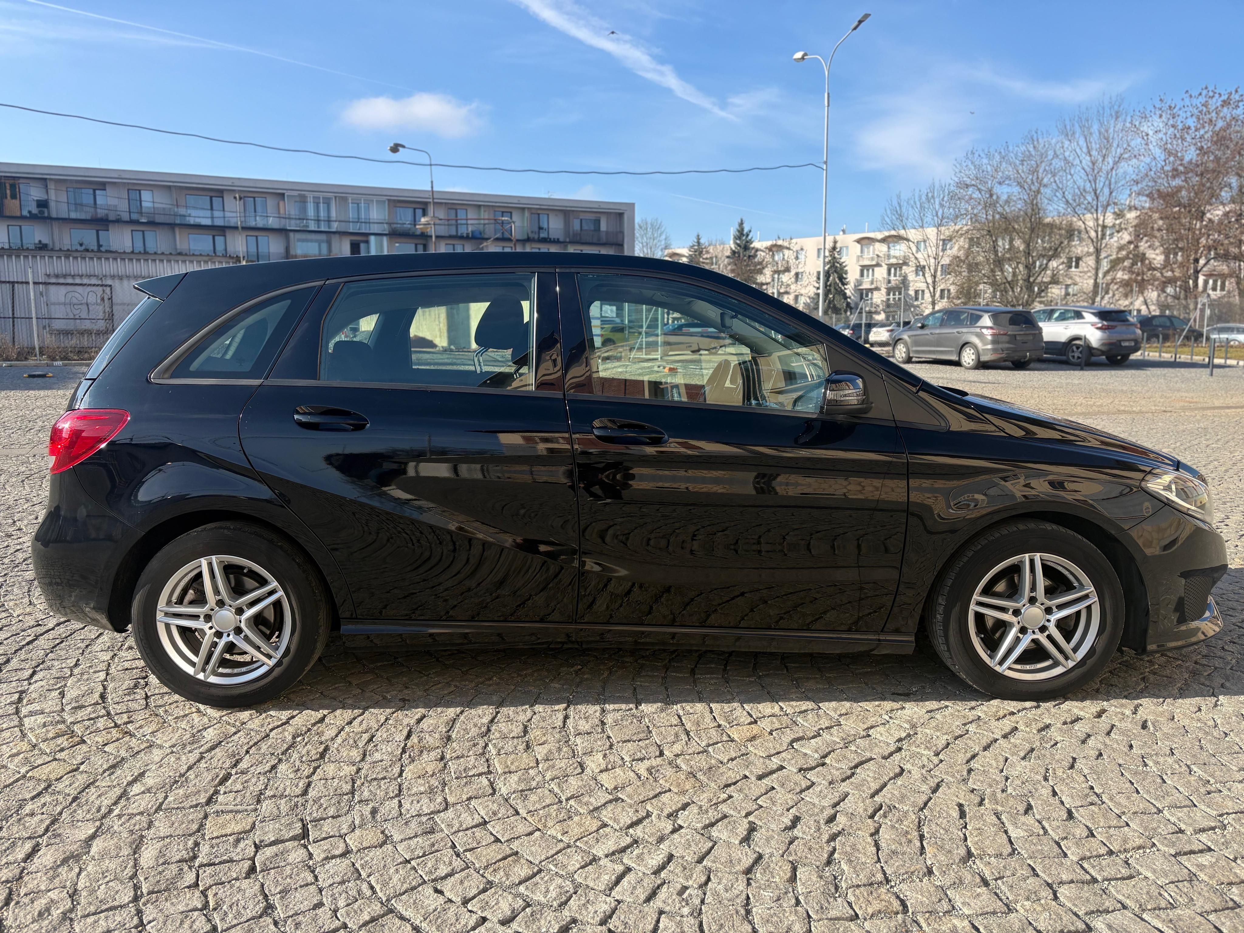 Mercedes-Benz Třídy B, 180CDI 80kw - fotka 4