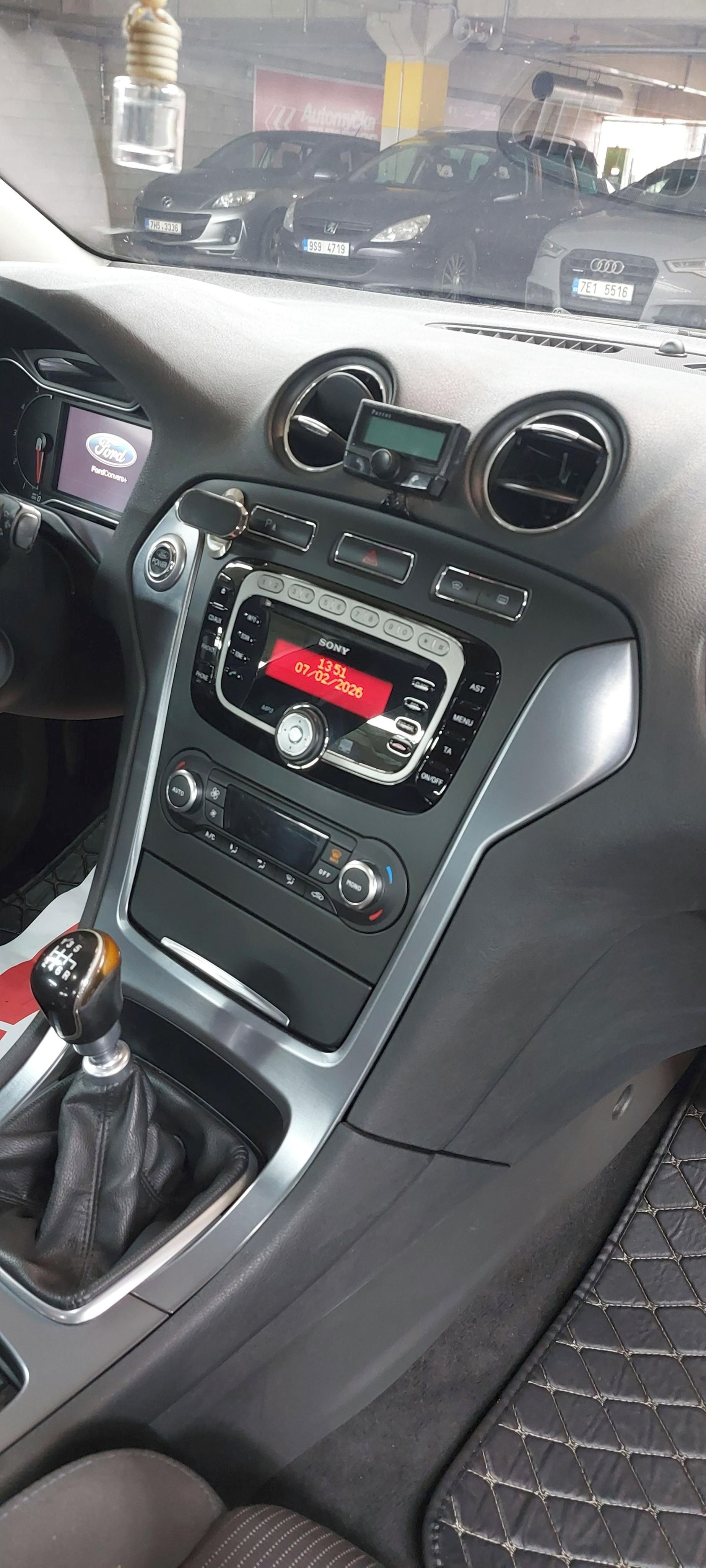 Ford Mondeo, Ford Mondeo 2,2 - fotka 6