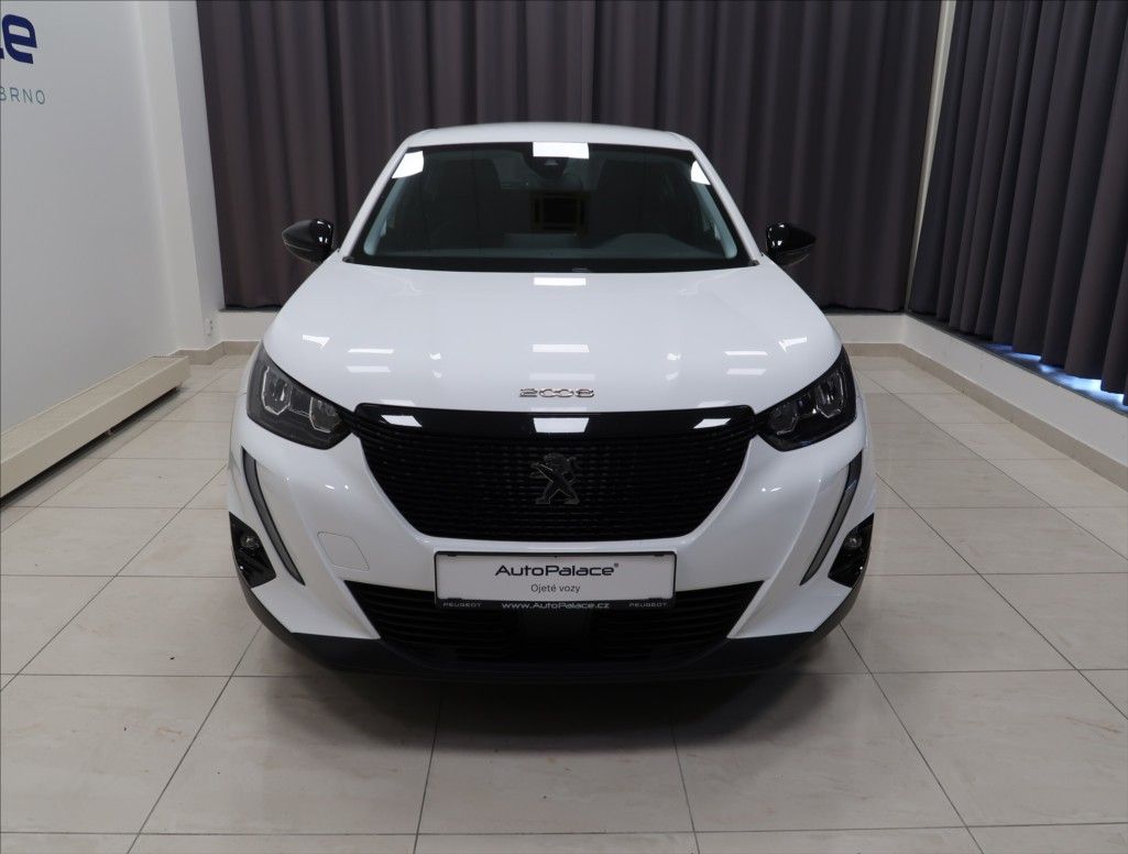 Peugeot 2008, 1,2 i ČR 1. MAJ SERVIS PEUGEOT - fotka 3