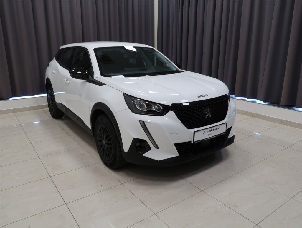 Peugeot 2008, 1,2 i ČR 1. MAJ SERVIS PEUGEOT - fotka 4