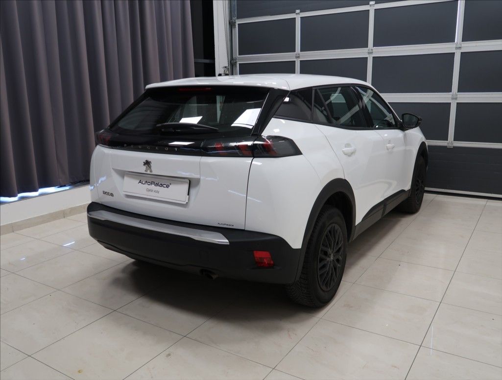 Peugeot 2008, 1,2 i ČR 1. MAJ SERVIS PEUGEOT - fotka 5