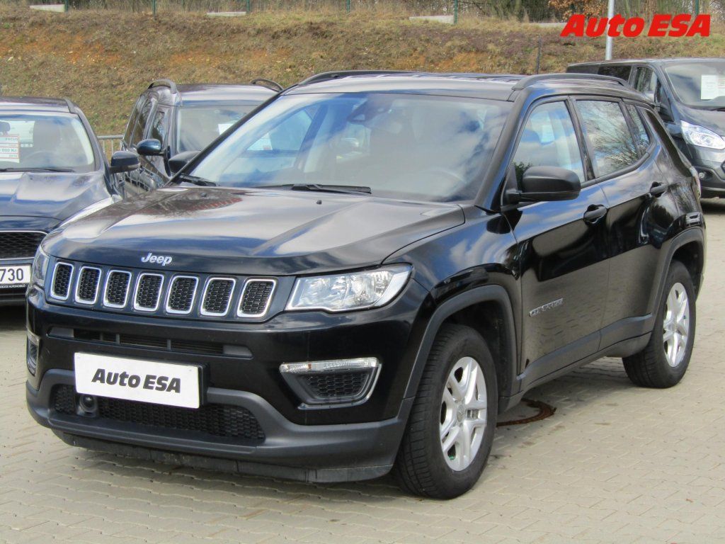 Jeep Compass, 1.4T,ČR - fotka 3