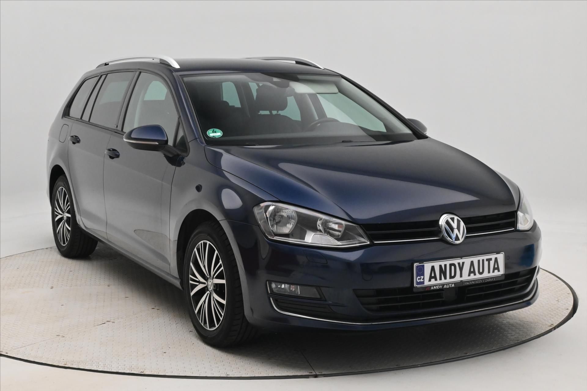 Volkswagen Golf, 1,6 TDI 81kW Allstar Záruka až - fotka 3