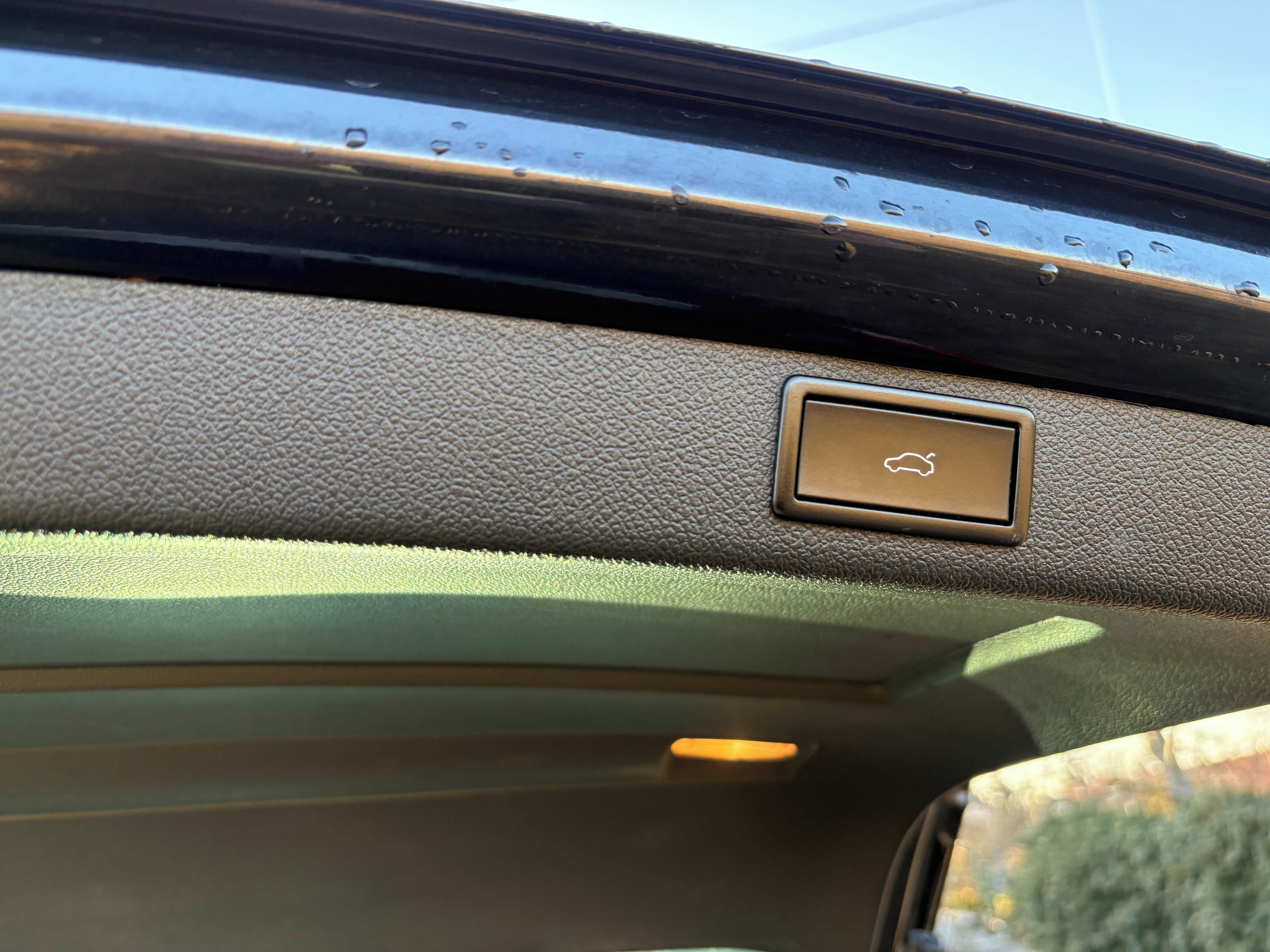 Škoda Superb, 2,0 TDI DSG panorama - fotka 5