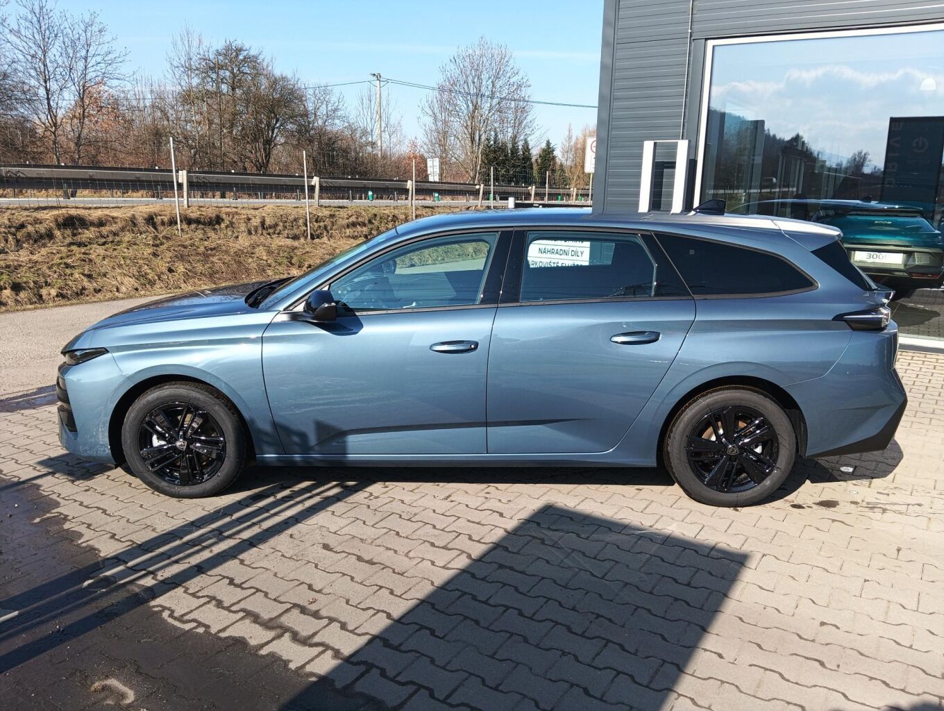 Peugeot 308, SW STYLE Hybrid 145 e-DCS6 - fotka 4