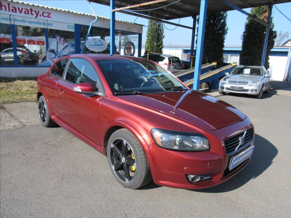 Volvo C30, 1,6 D 80kW - fotka 3