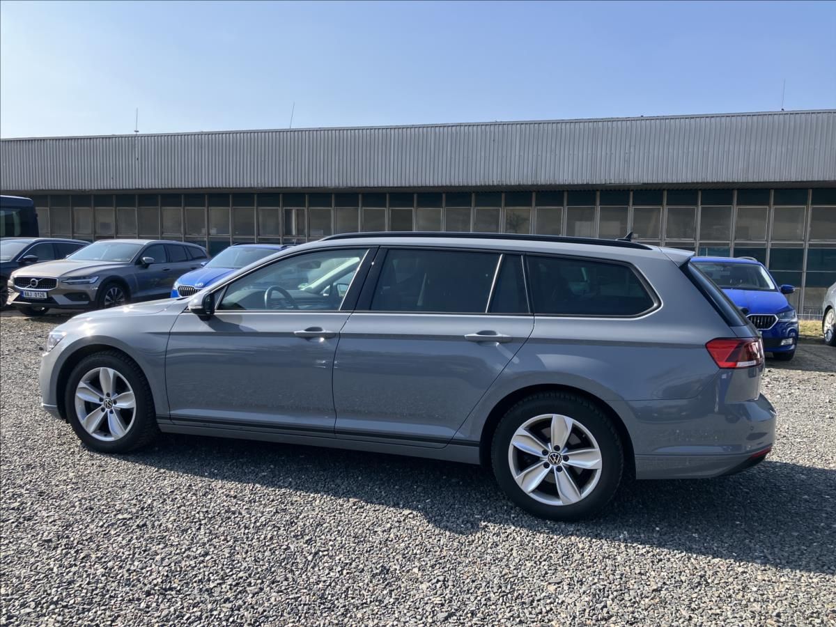 Volkswagen Passat, 2,0 TAŽNÉ, KEYLESS, EL.KUFR - fotka 3