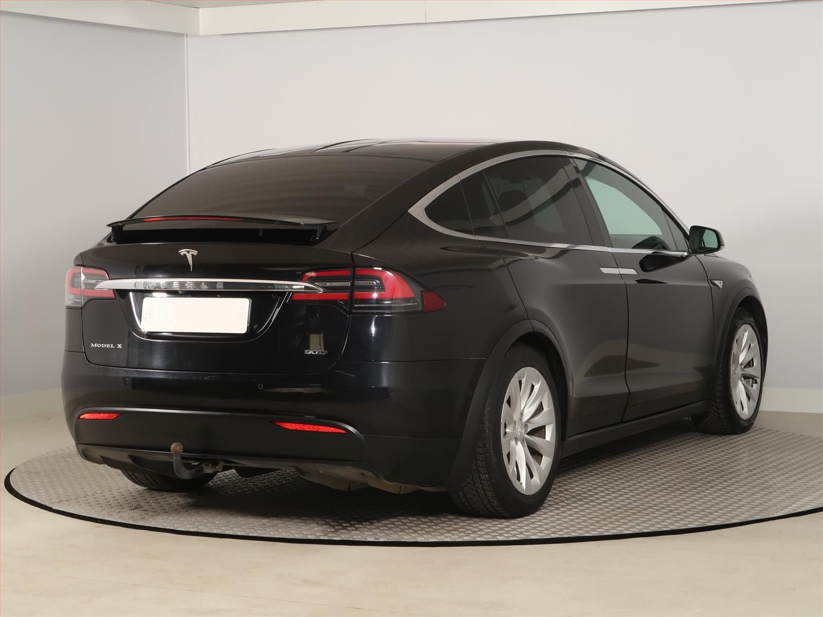Tesla Model X, 90D, SoH 84%, NOVÁ CENA, 4X4 - fotka 5