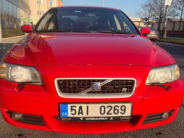 Volvo S60 R BSR 360 PS hezke