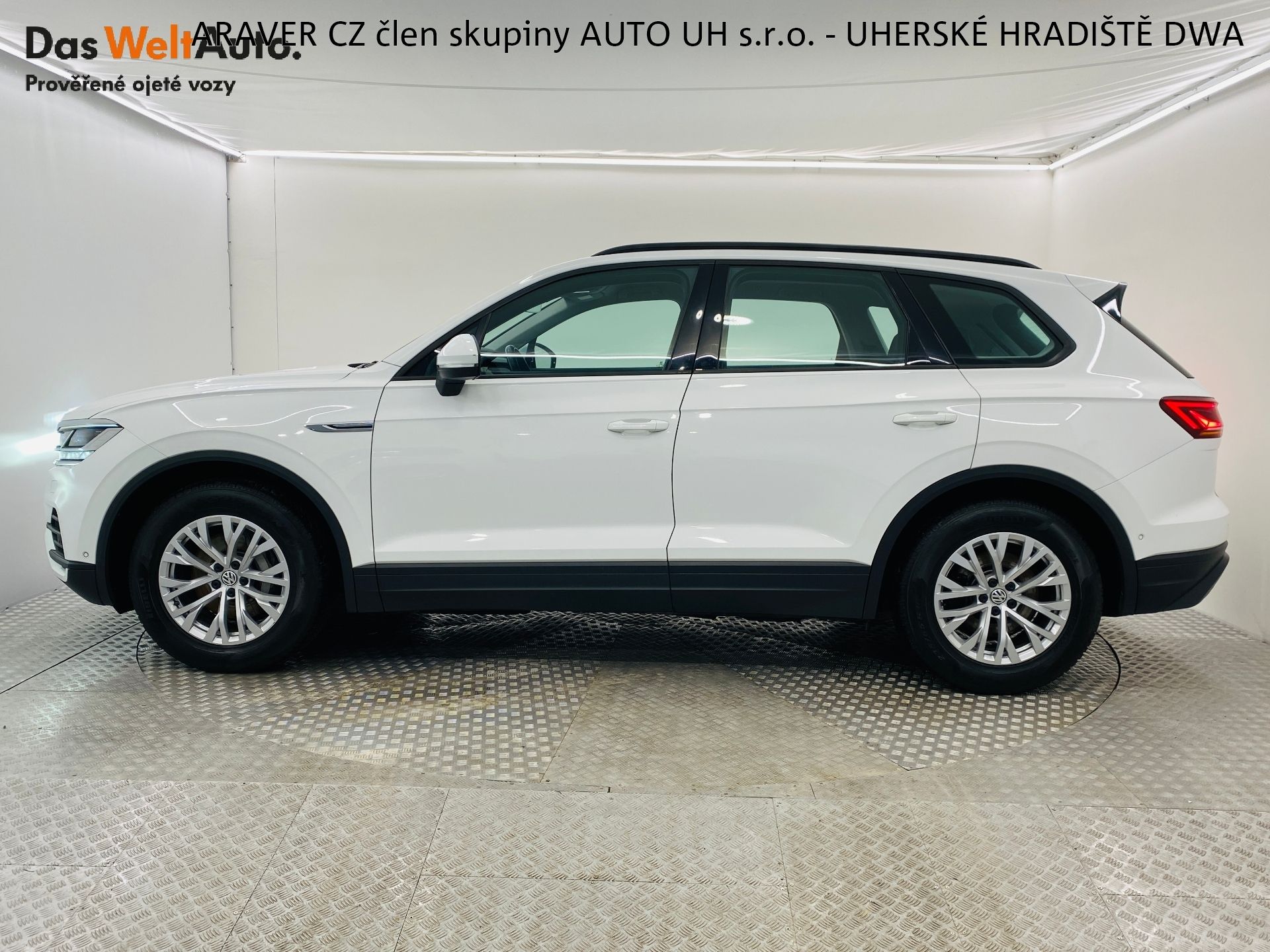 Volkswagen Touareg, V6 3.0 TDI 4MOT - fotka 3