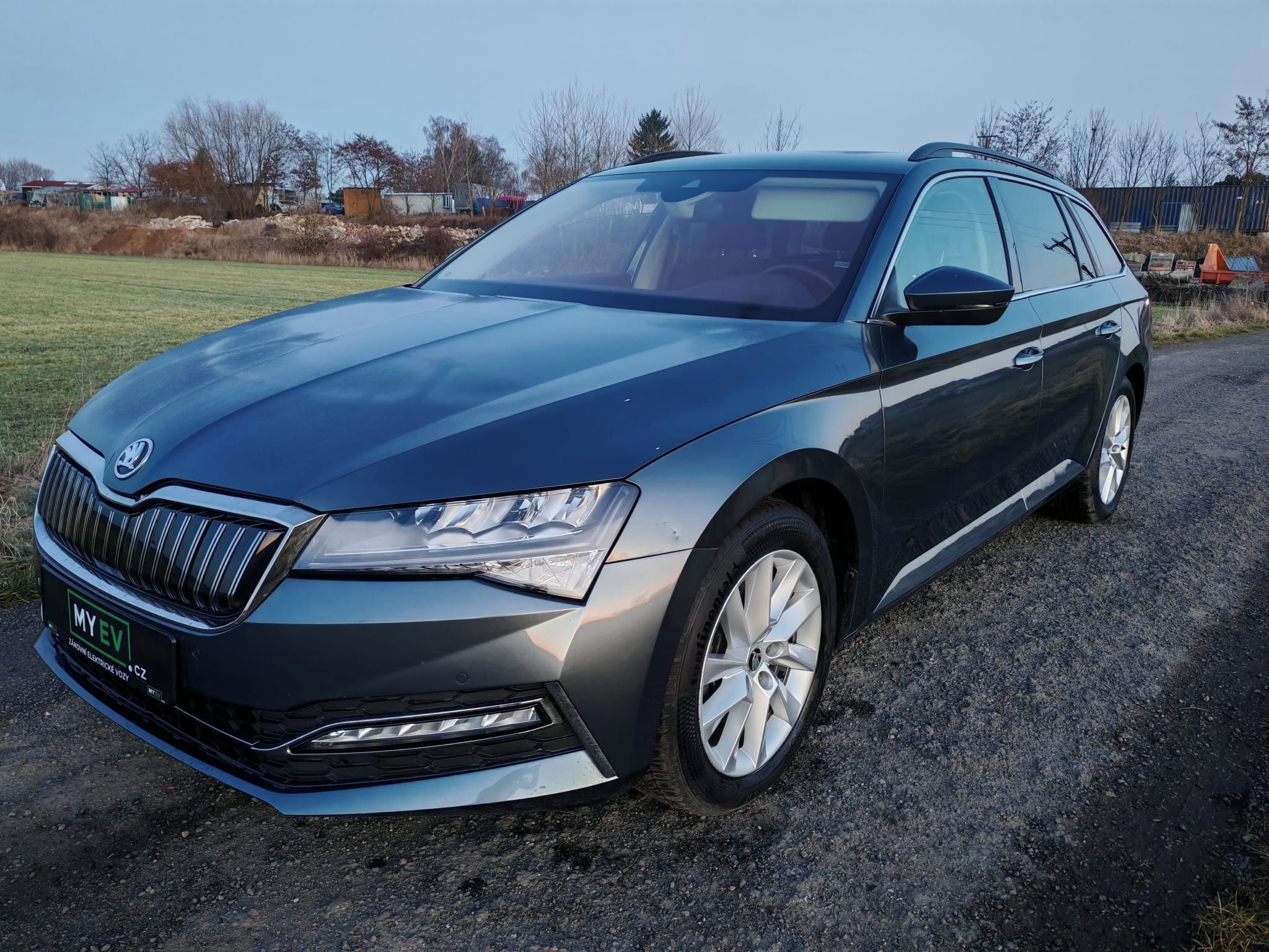 Škoda Superb, PHEV, 13 kWh SOH 96,6% DPH