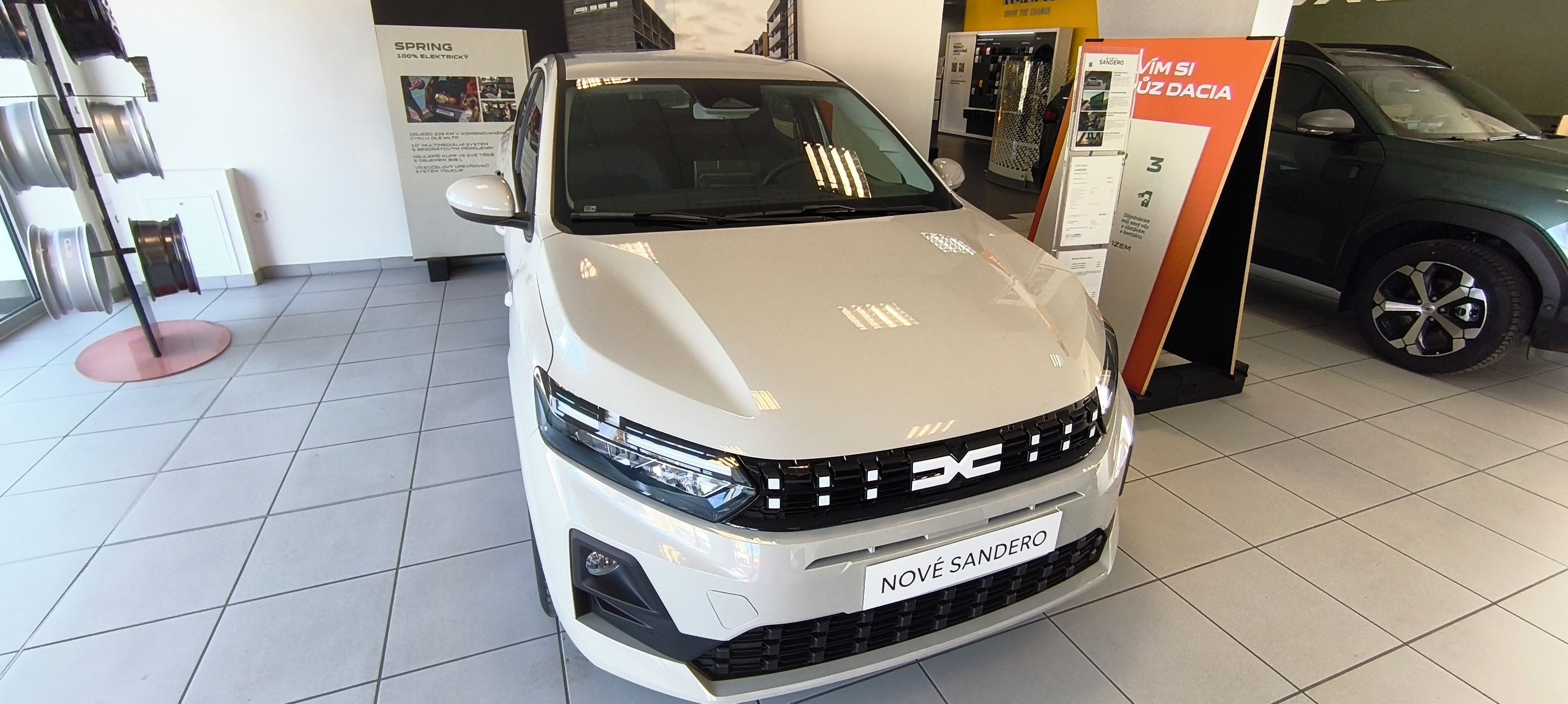 Dacia Sandero, TCe 100 - pobočka FŔYDEK - MÍS - fotka 2