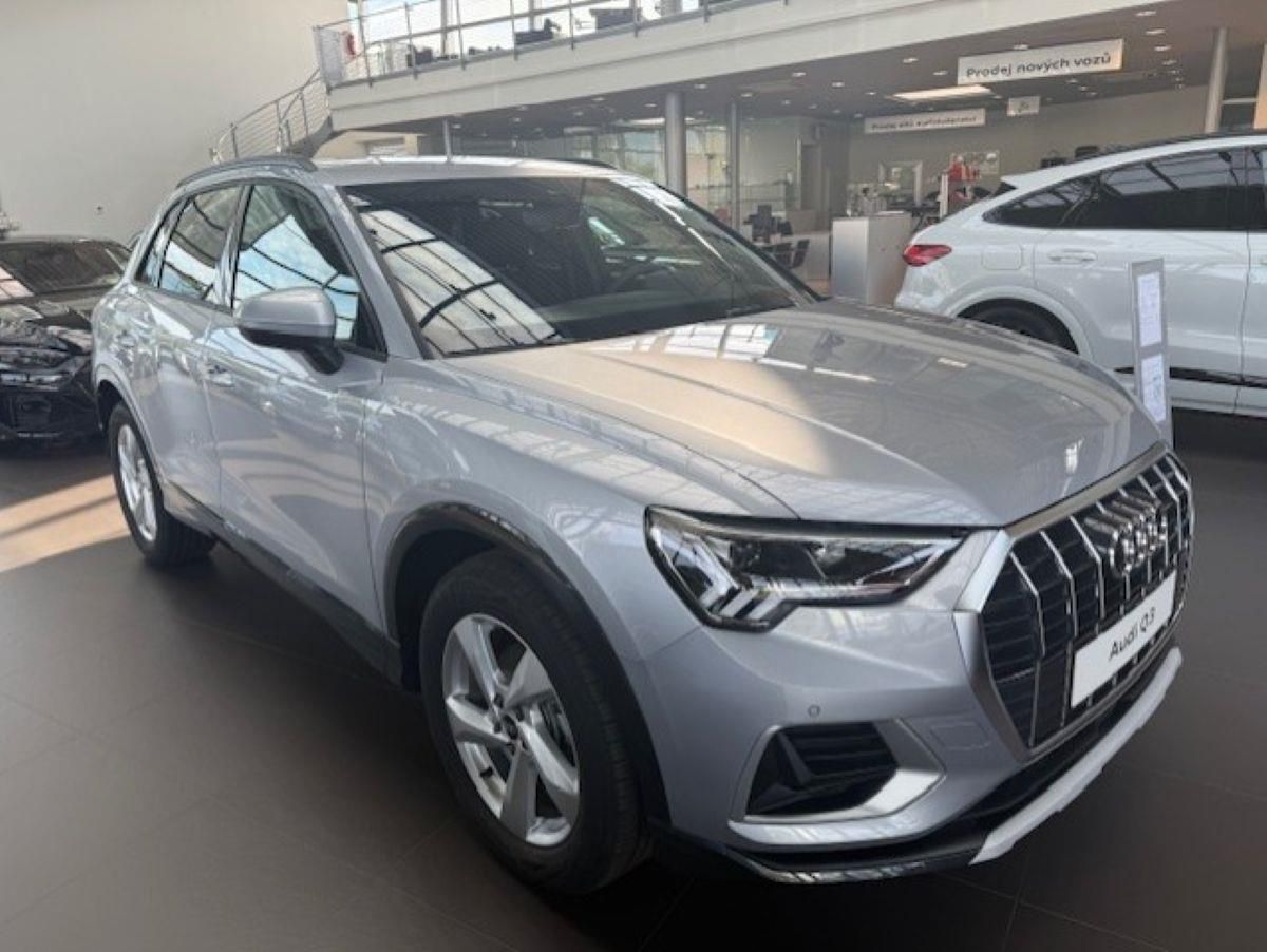 Audi Q3, Advanced 35 TFSI Stronic - fotka 3