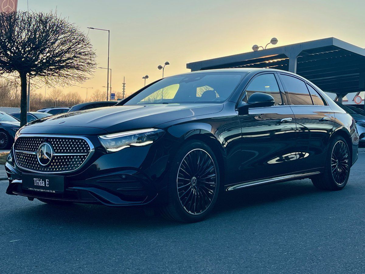 Mercedes-Benz Třídy E, 220 d 4MATIC Linie AMG - fotka 6