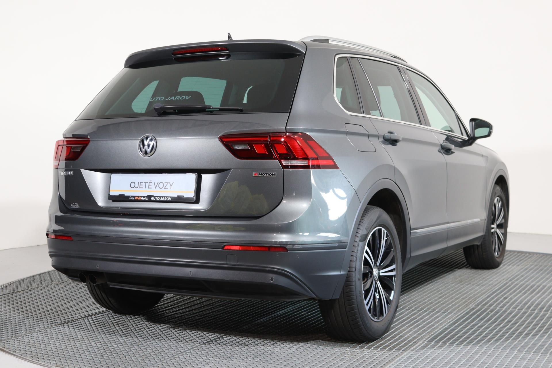 Volkswagen Tiguan, Comfortline 2,0 TSI 7DSG 4MOTI - fotka 2