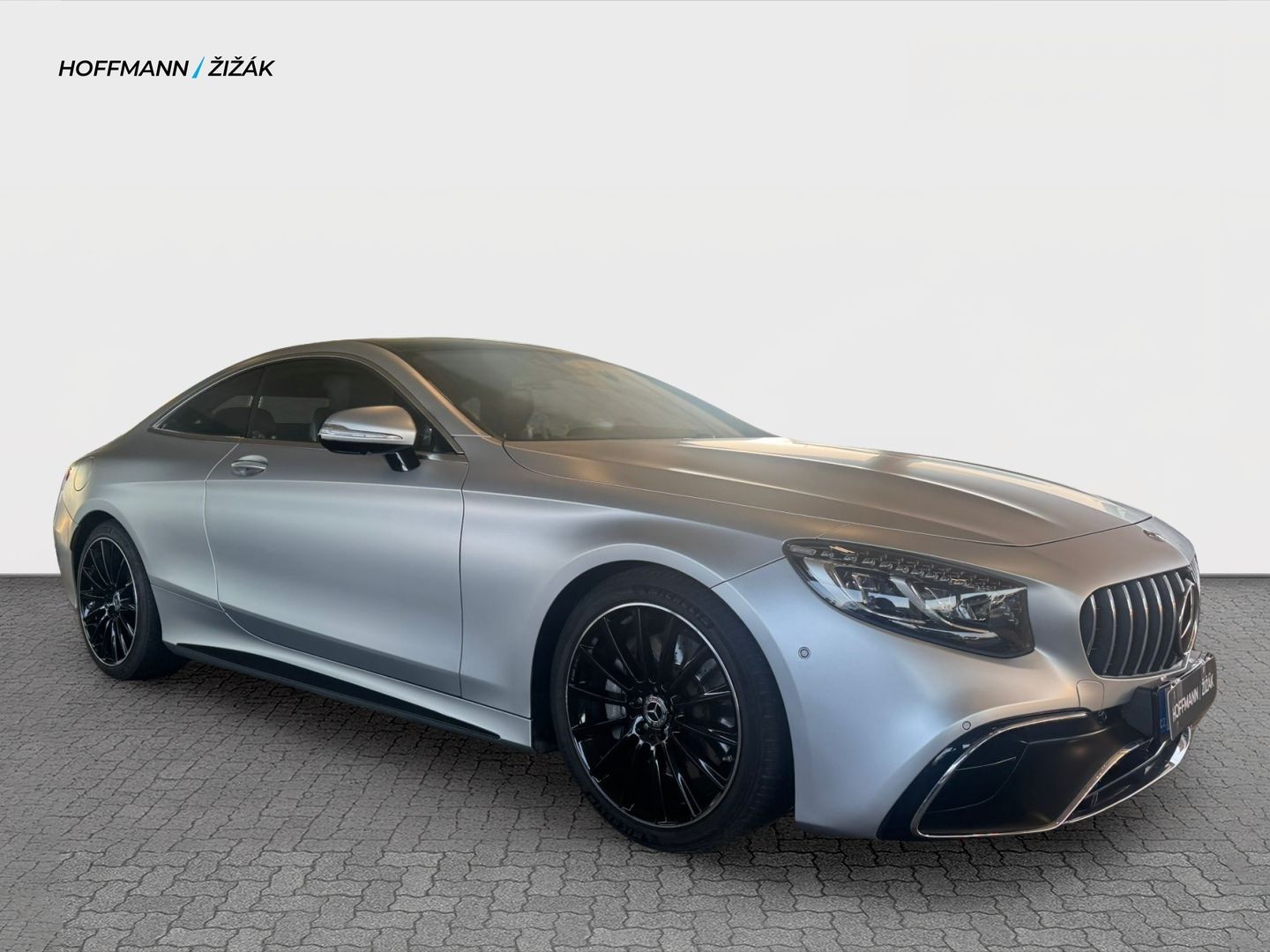 Mercedes-Benz Třídy S, 560 4MATIC kupé - fotka 3