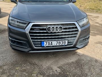 Audi q7 s line