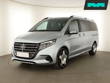 300 d 4MATIC, 7 míst, Lang