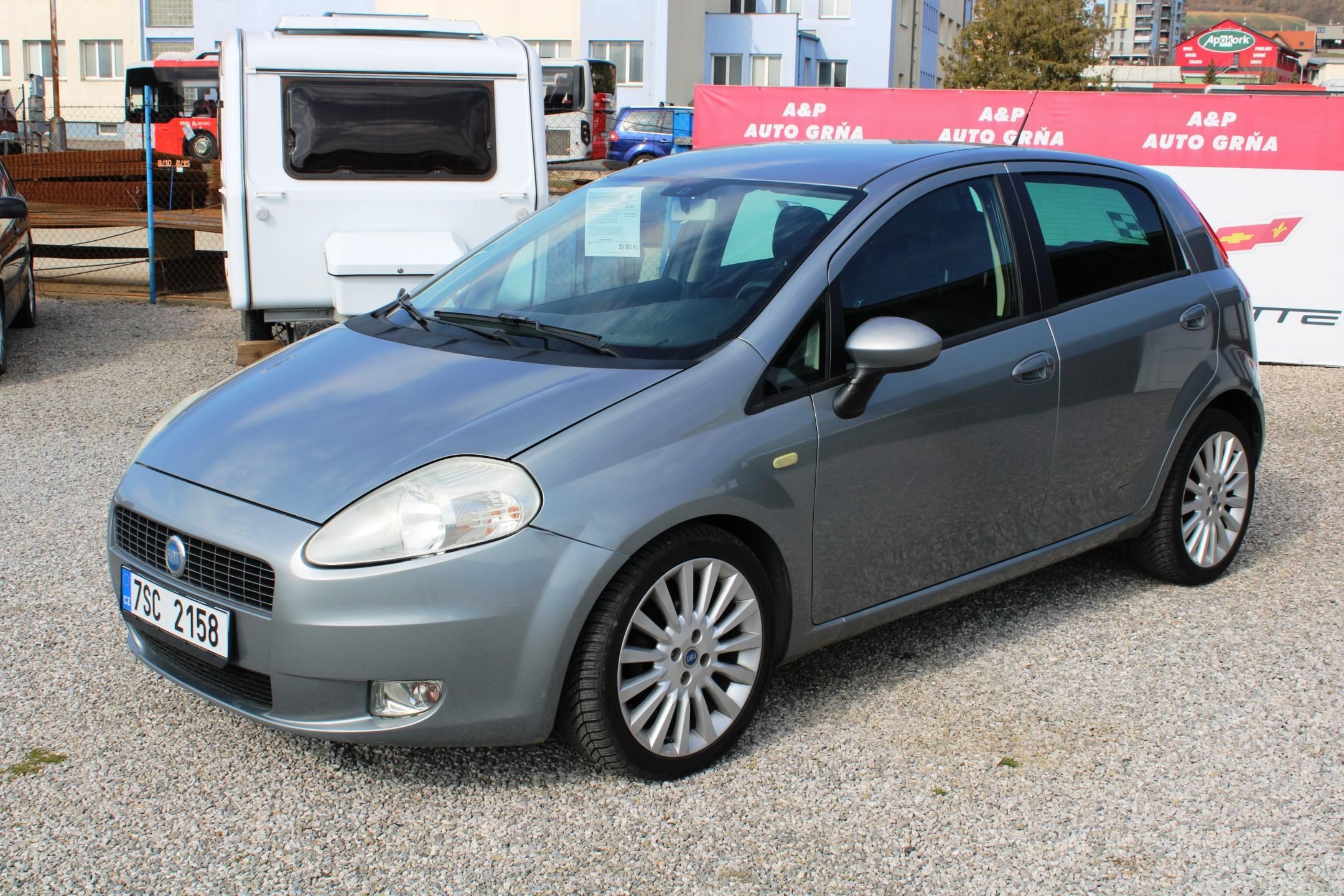 Fiat Grande Punto, 1,4i KLIMA EL.OKNA ALU17 KŮŽE - fotka 3
