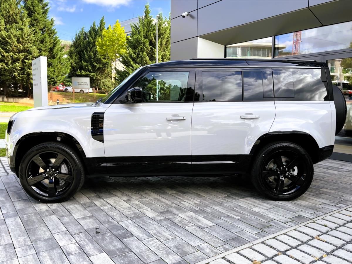 Land Rover Defender, 110 D250 X-DYNAMIC SE - fotka 2