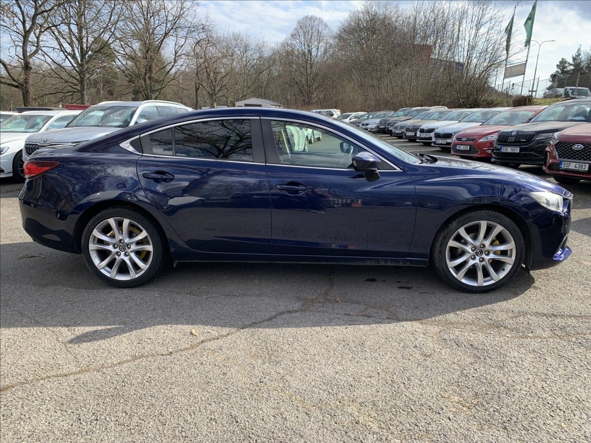 Mazda 6, 2,2 D - fotka 4