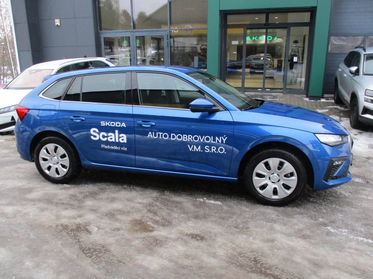 Škoda Scala, Top Selection 1,5TSI 110kW DSG - fotka 4