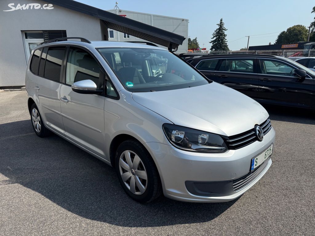 Volkswagen Touran, 1.4 tsi, 7 míst - fotka 6