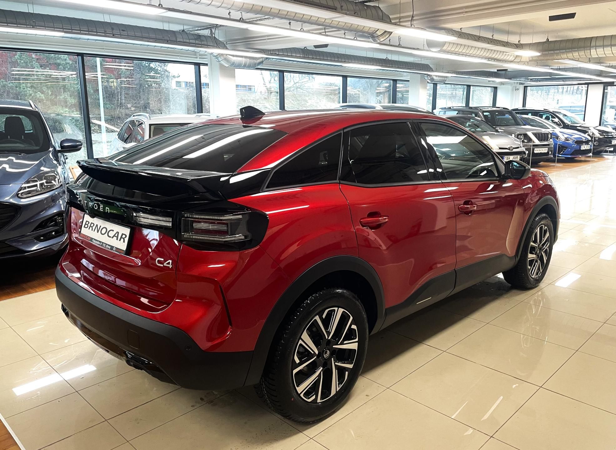 Citroën C4, MAX Petrol 130k Automatic - fotka 6