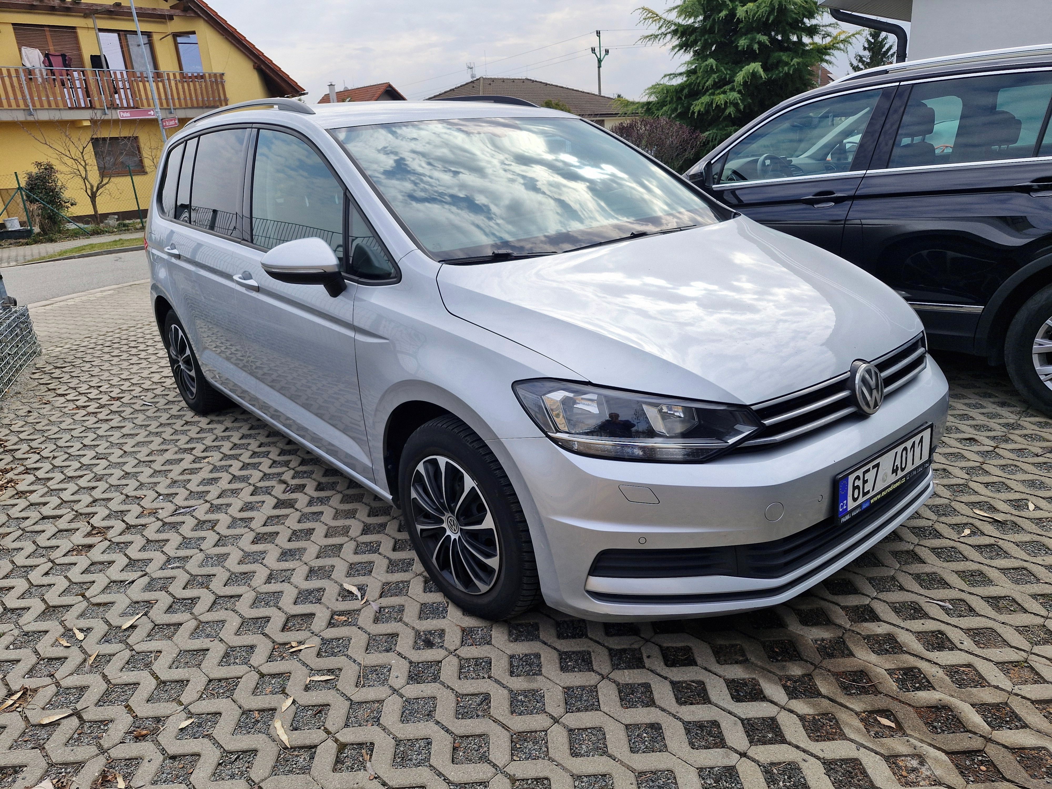 Volkswagen Touran, VW Touran 2.0Tdi 110kw DSG - fotka 5