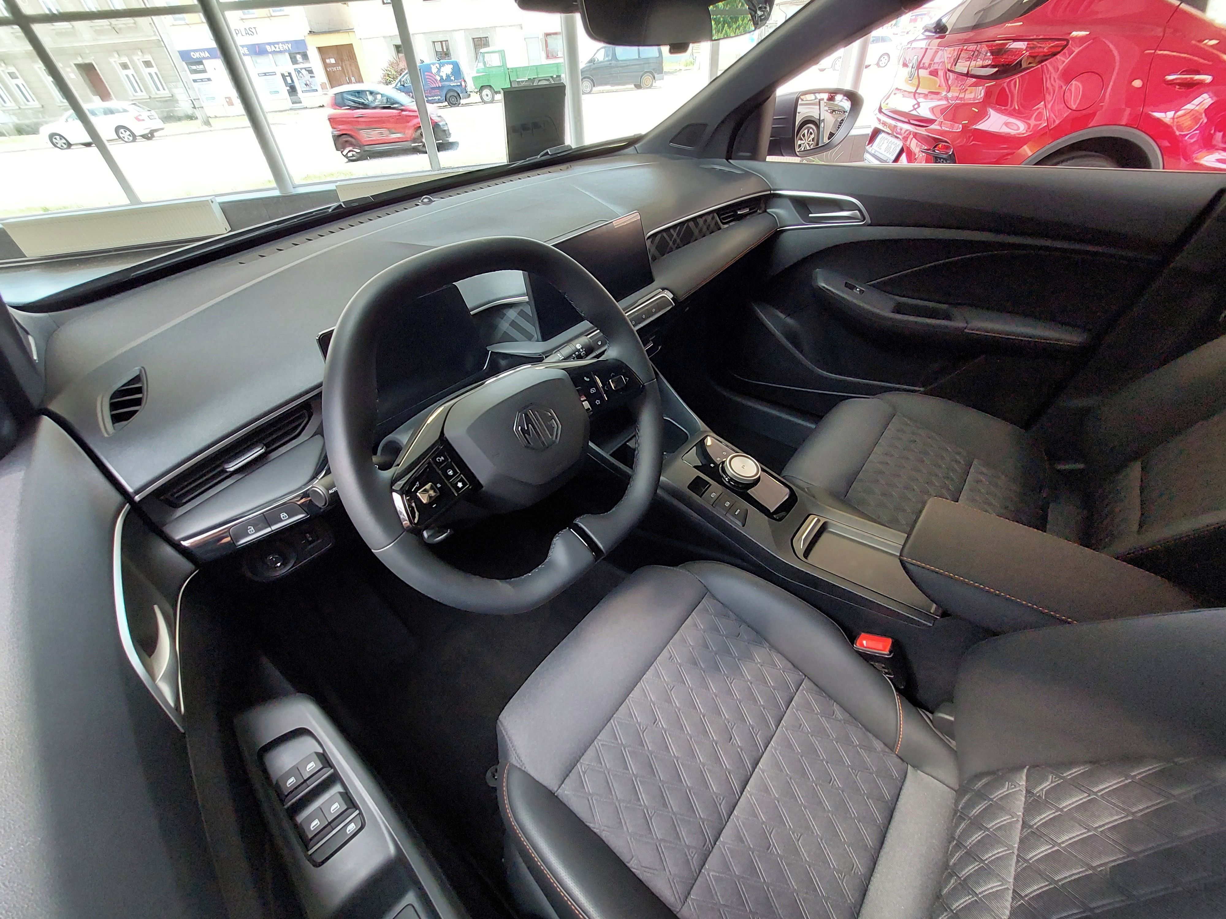 MG MG3, 3 HEV EXCLUSIVE 1.5L - fotka 4