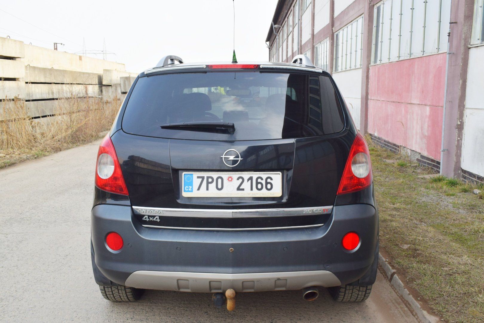 Opel Antara, 2.0CDTi 4X4/TAŽNÉ/KŮŽE/MANUÁL/ - fotka 5