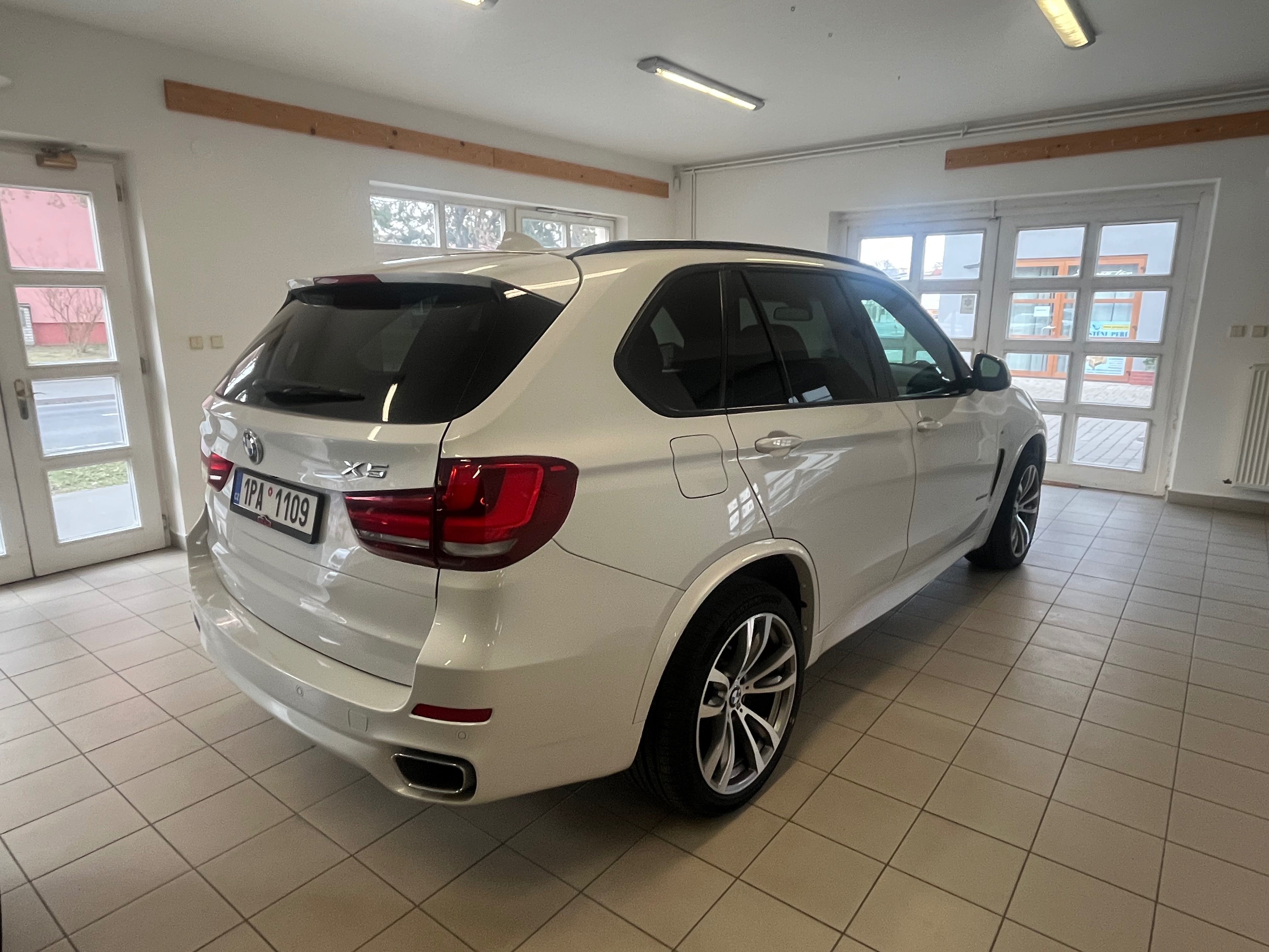 BMW X5, 30d xDrive M-Sportpaket - fotka 5
