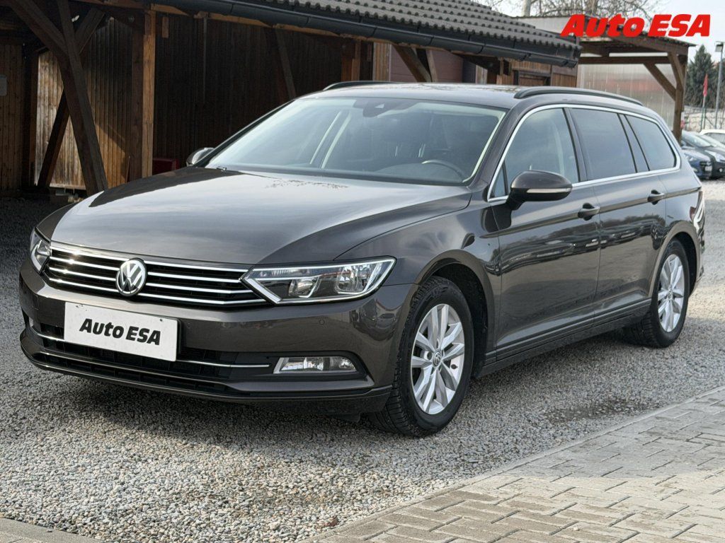 Volkswagen Passat, 2.0TDi,DSG,navi,TZ - fotka 3
