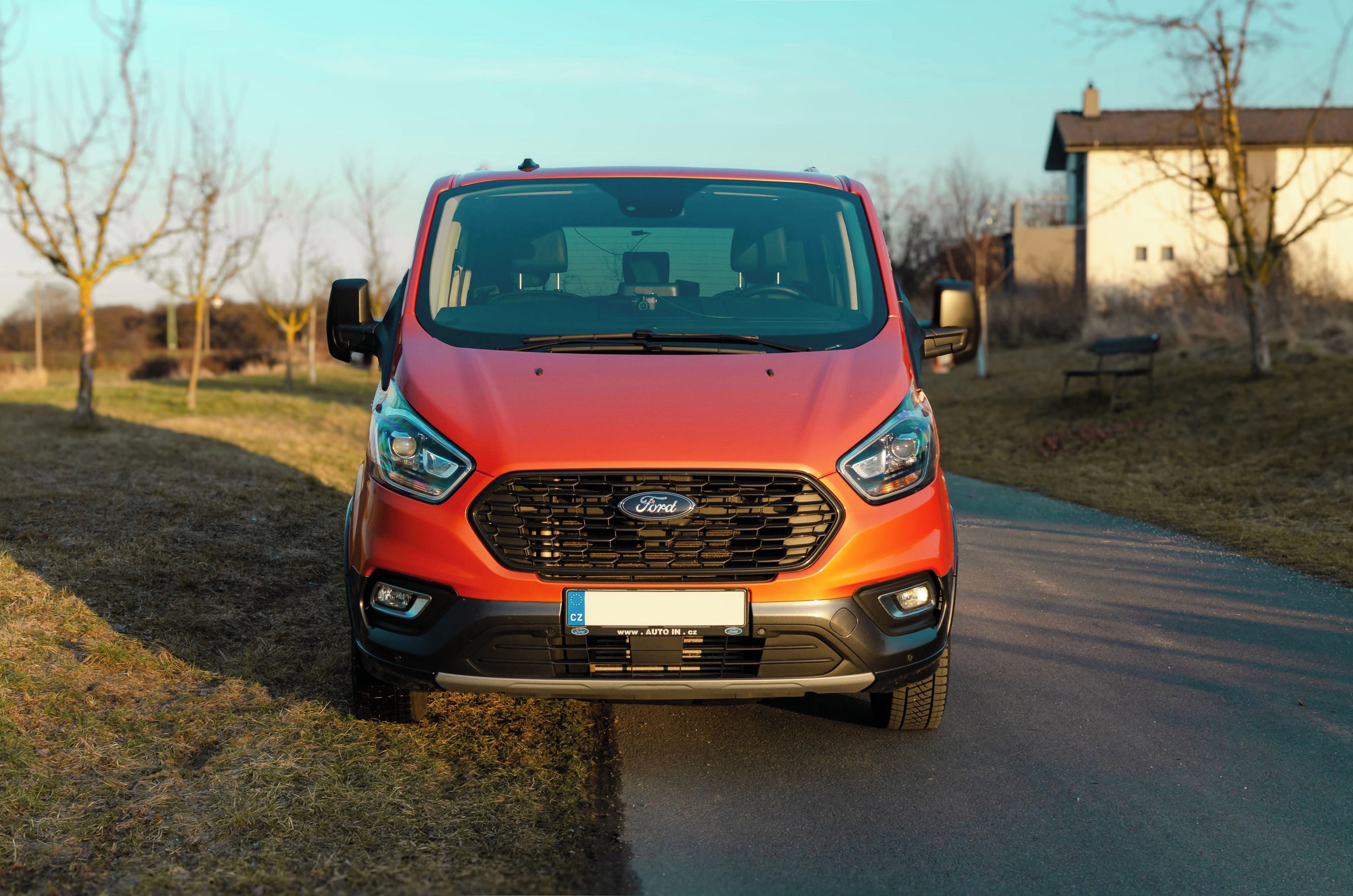 Ford Tourneo Custom, 1.9 Ecoblue, Active, L1 - fotka 3