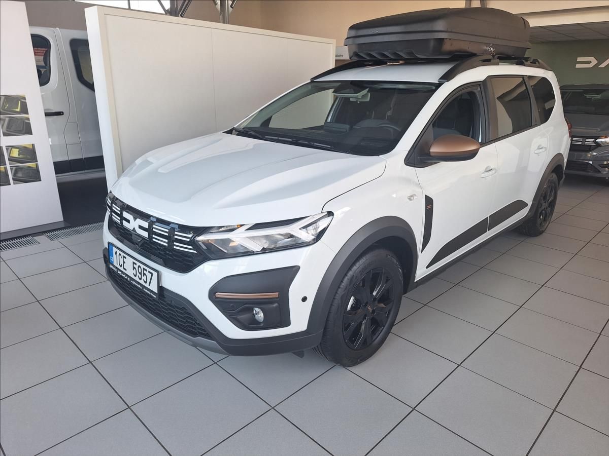 Dacia Jogger, 1,6 HYBRID 140 7 míst Extreme