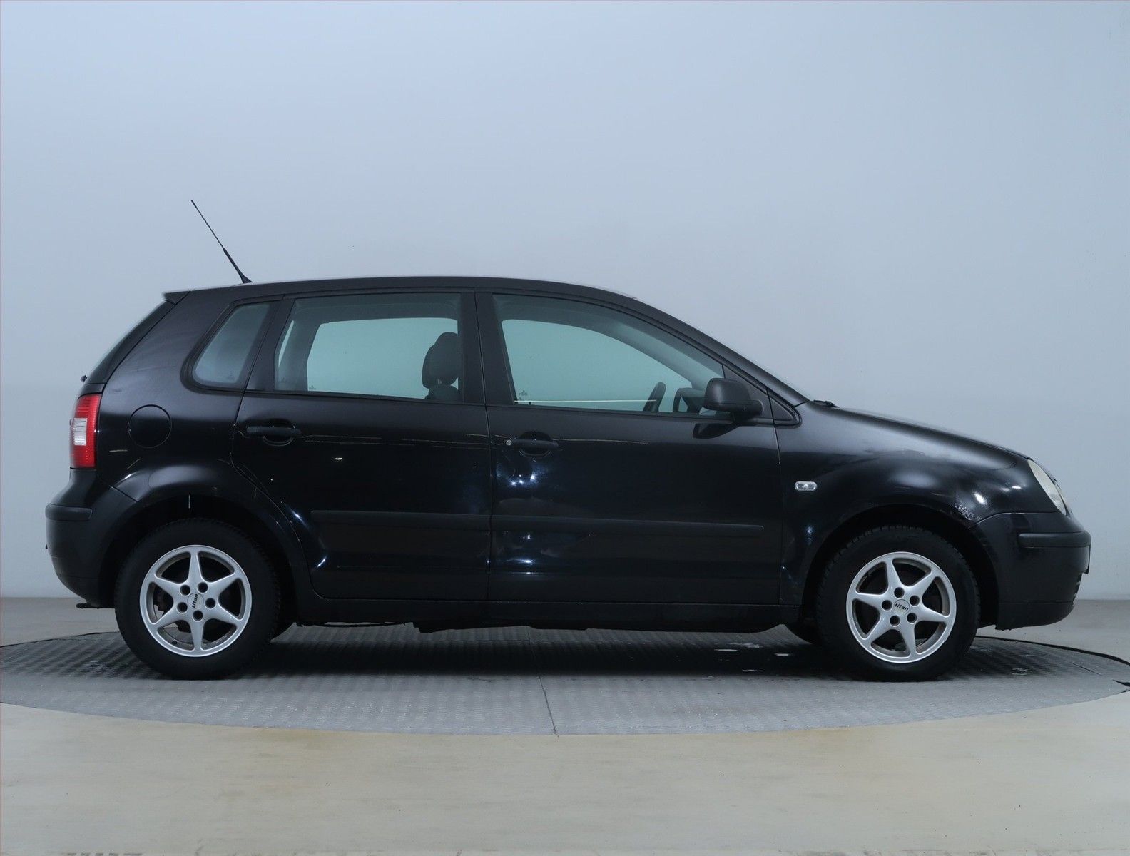 Volkswagen Polo, 1.4 16V, NOVÁ CENA, Klima - fotka 6