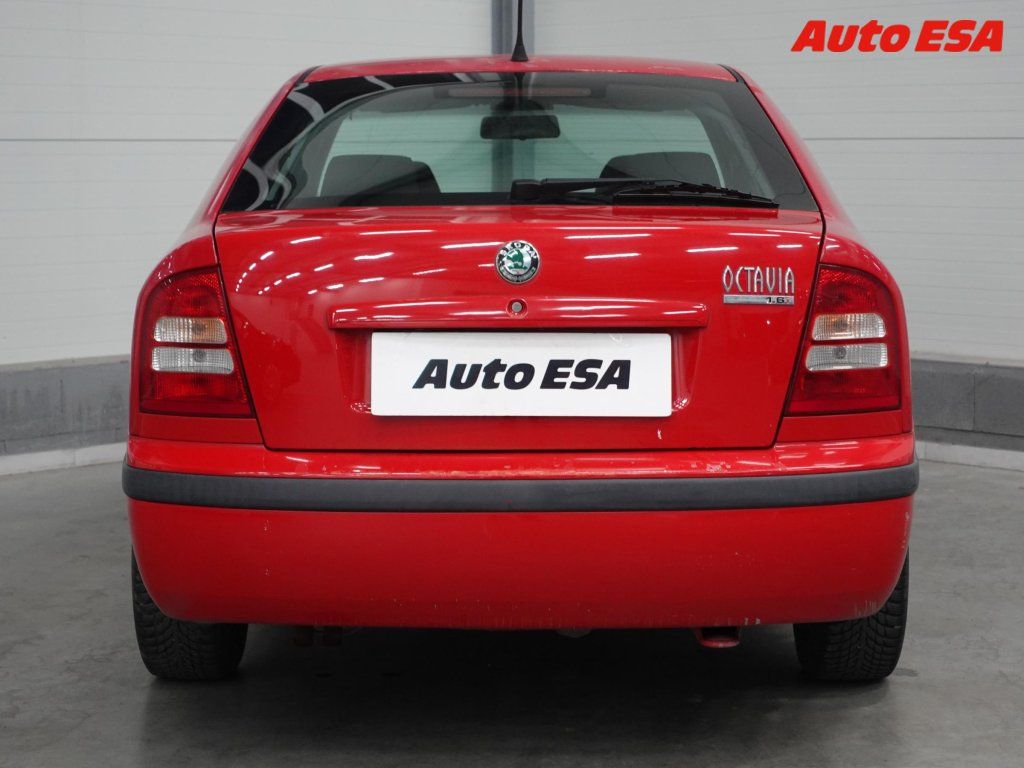 Škoda Octavia, 1.6i,Elegance - fotka 5