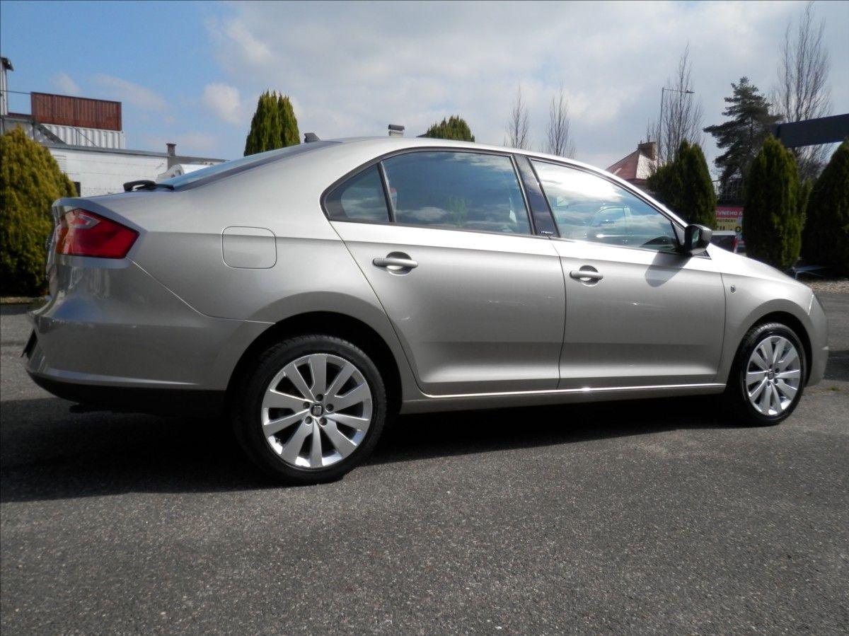Seat Toledo, 1,6 TDi 77kW iTECH Style - fotka 5