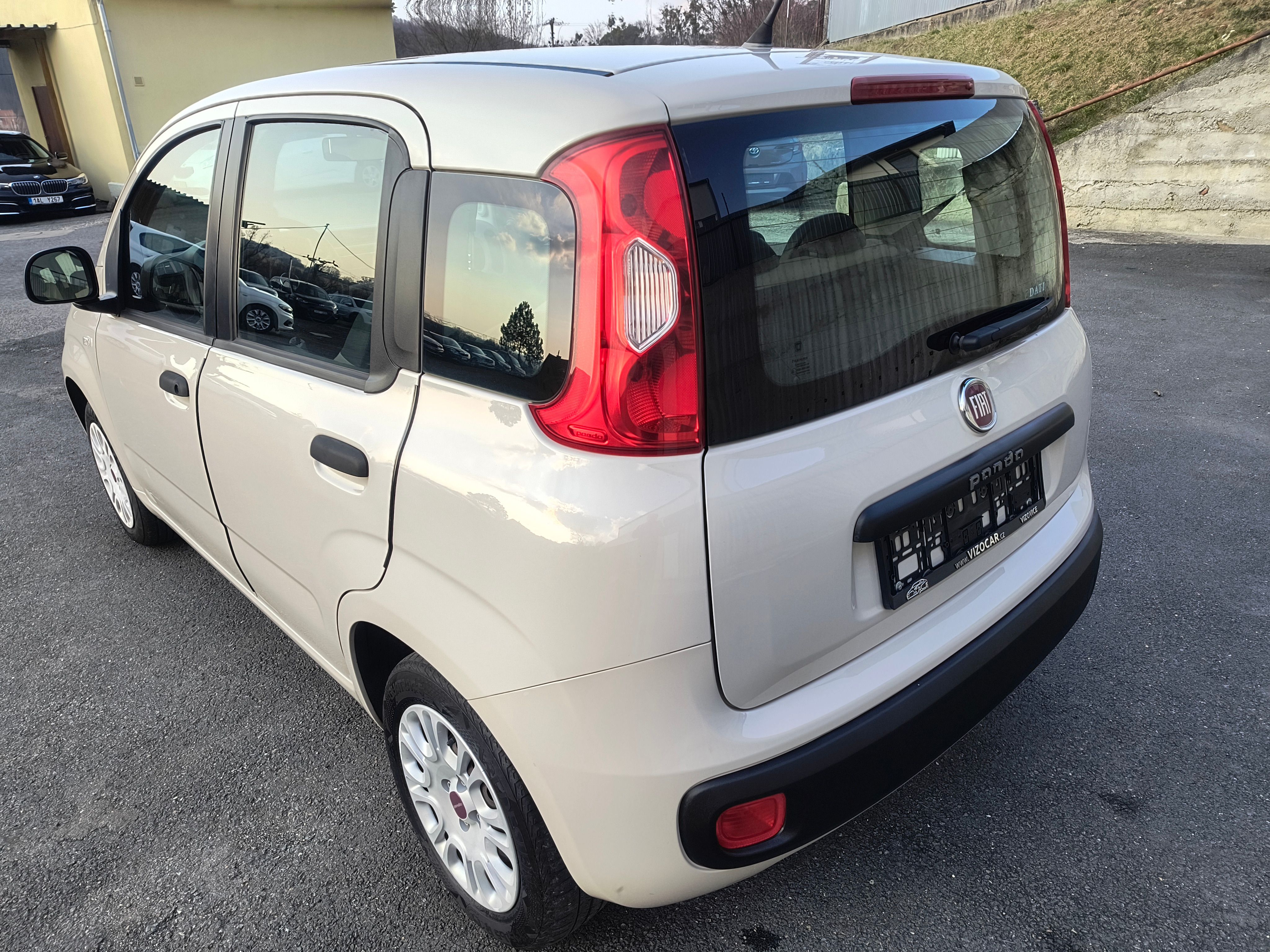 Fiat Panda, 1.2 AUTOMAT NESEHNATELNÁ VERZE - fotka 6