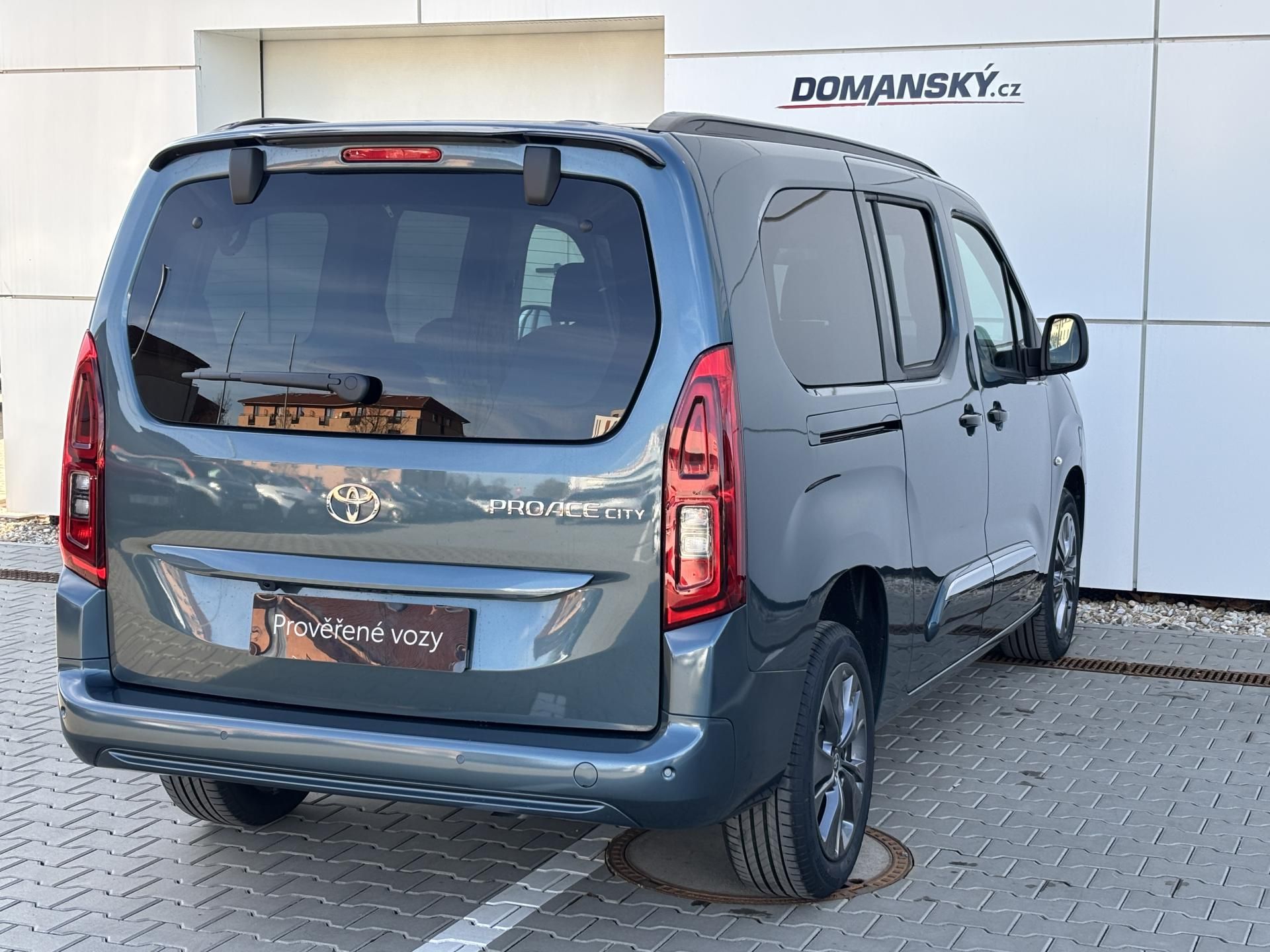 Toyota Proace City Verso, LONG FAMILY 7S 1,5D AT - fotka 4