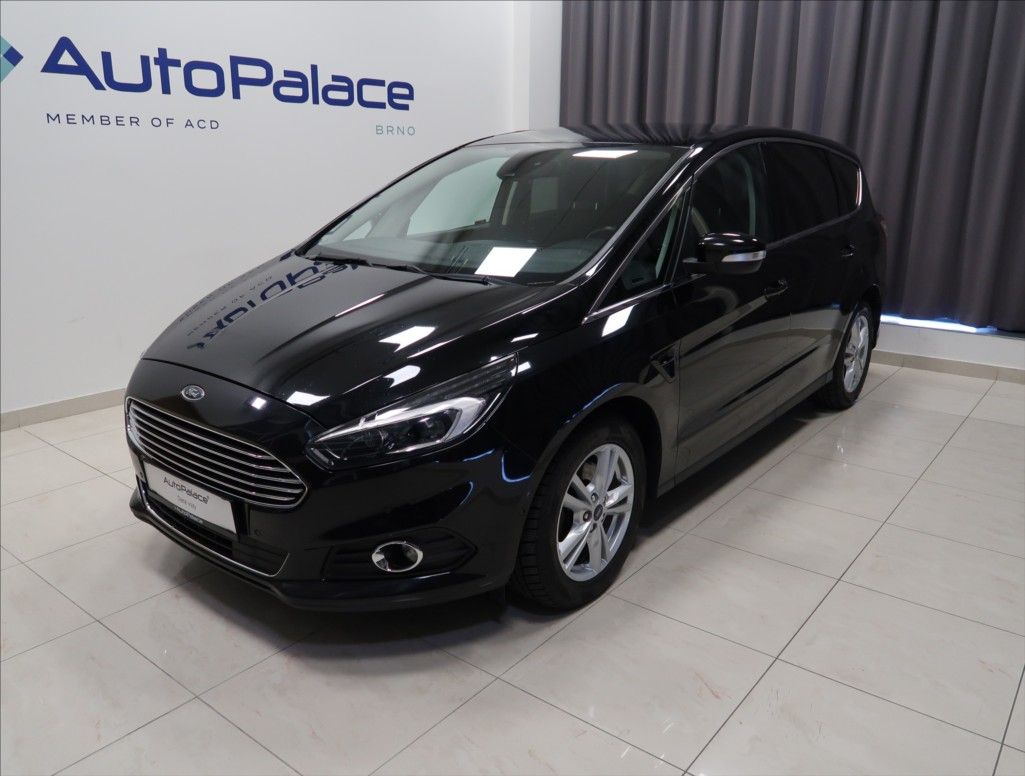 Ford S-MAX, 2,0 EcoBlue NAVI KAMERA VÝHŘEV - fotka 2