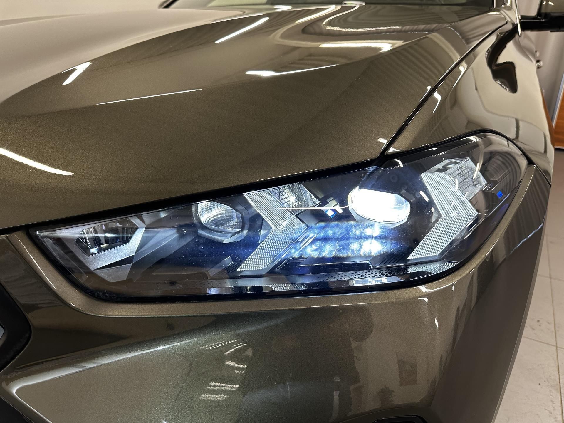 BMW X6, X6 xDrive30d - fotka 4