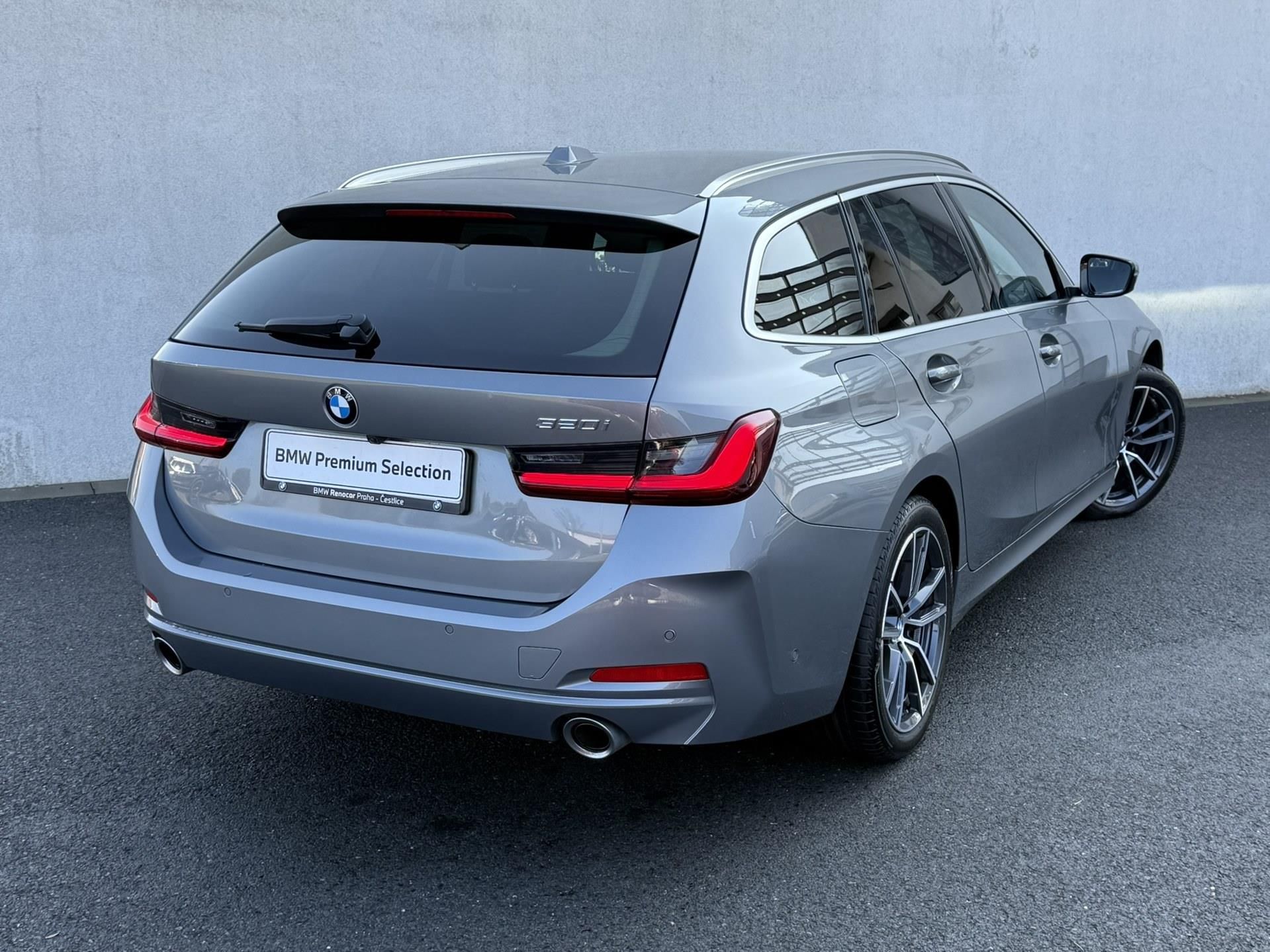 BMW Řada 3, 320i Touring 360° Kamera - fotka 3
