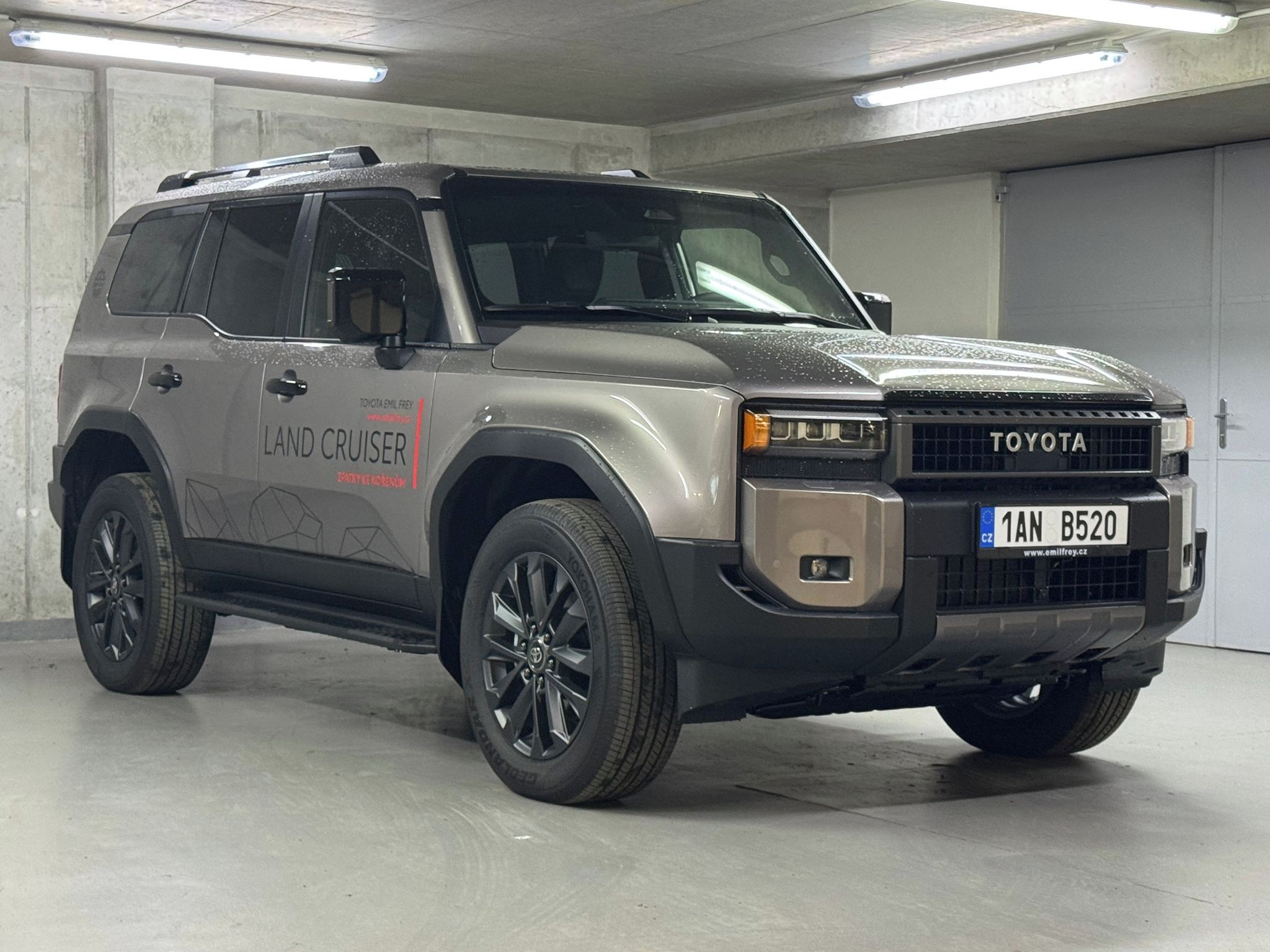 Toyota Land Cruiser, Executive 2.8L Diesel 48V MHEV - fotka 3