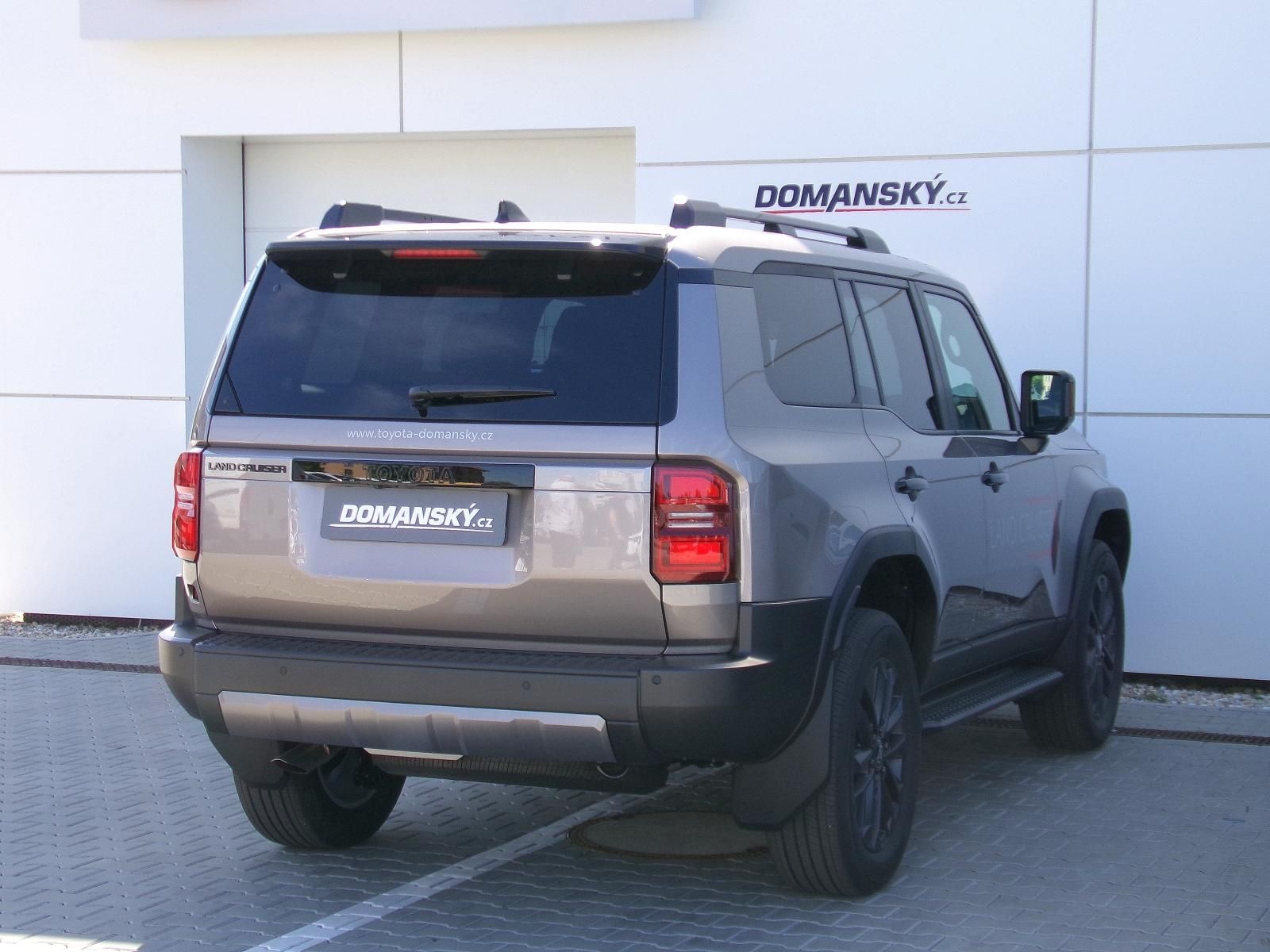 Toyota Land Cruiser, 2,8D Executive MHEV 8AT 4x4 - fotka 4
